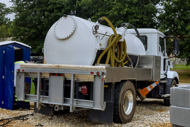 Best Portable restroom trailer rental  in North Pekin, IL